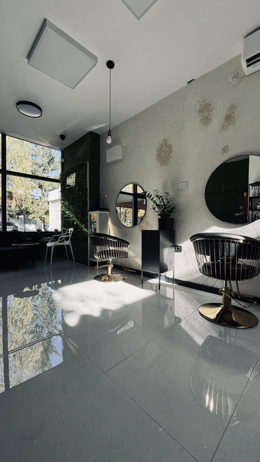 Salon Infinity by Jovana